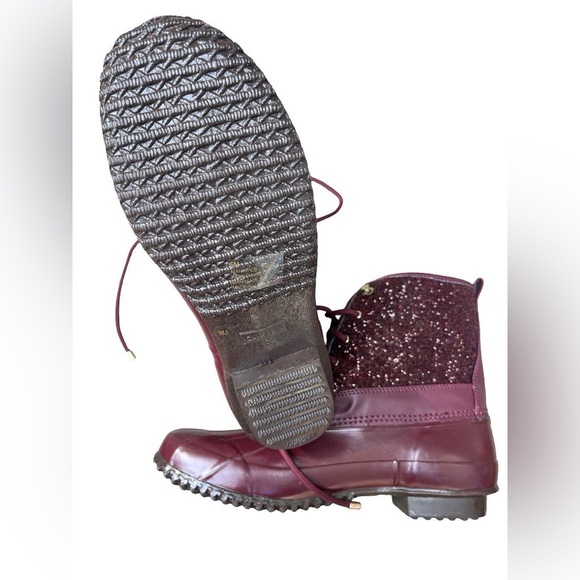 Gianni Bini Glitter Duck Boots - Picture 7 of 7